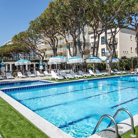 Excelsior Hotel