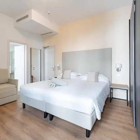 Excelsior Hotel 4*