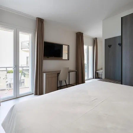 Excelsior Hotel