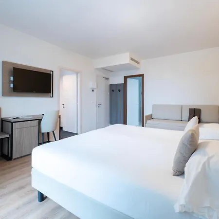 Excelsior 4*