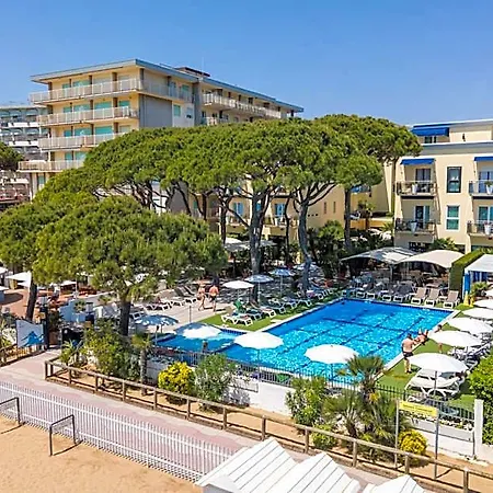Excelsior Hotel