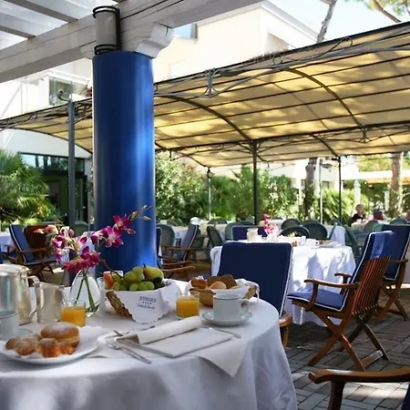 Excelsior Hotel