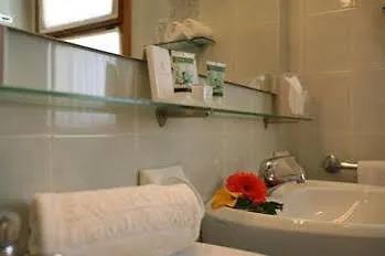 Excelsior Hotel 4*