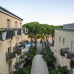 Excelsior Hotel 4*